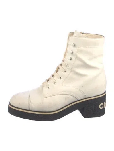 Pre-owned Chanel 2021 Interlocking Cc Logo Combat Boots In Neutrals