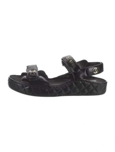 Pre-owned Chanel 2021 Interlocking Cc Logo Espadrilles In Black