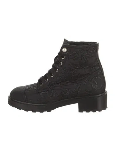 Pre-owned Chanel 2021 Interlocking Cc Logo Lace-up Boots In Black