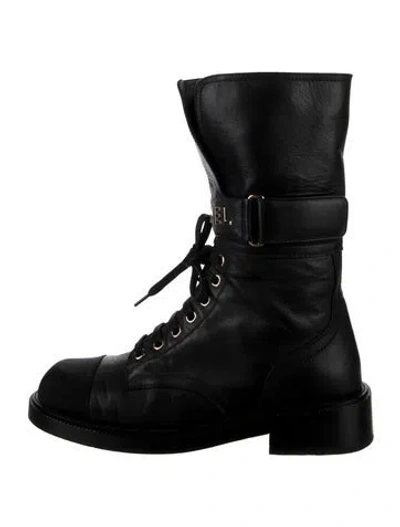 Pre-owned Chanel 2021 Interlocking Cc Logo Lace-up Boots In Black
