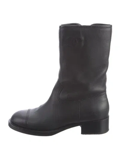 Pre-owned Chanel 2021 Interlocking Cc Logo Moto Boots In Black