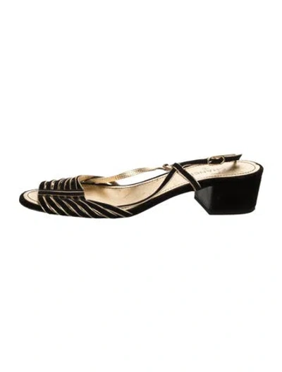 Pre-owned Chanel 2021 Interlocking Cc Logo Slides In Black
