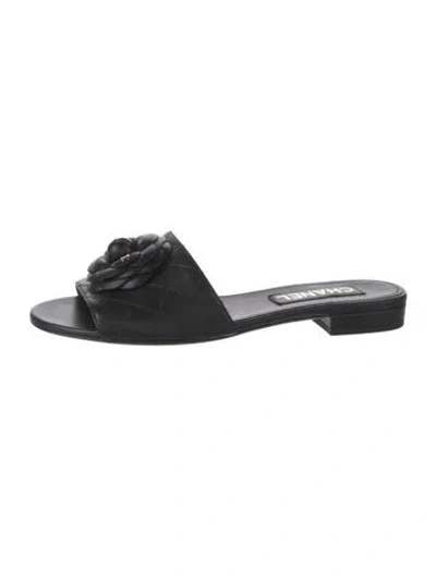 Pre-owned Chanel 2021 Interlocking Cc Logo Slides W/ Tags In Black