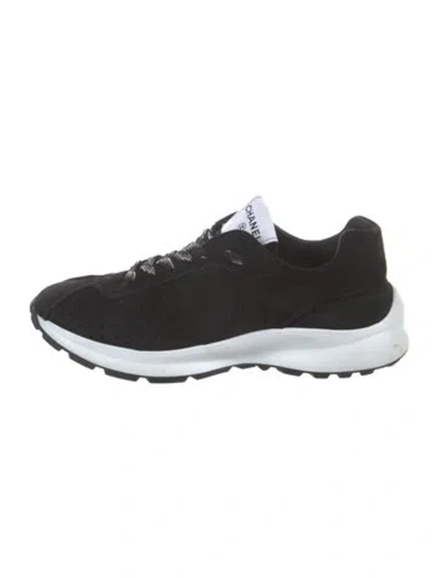 Pre-owned Chanel 2021 Interlocking Cc Logo Sneakers In Black