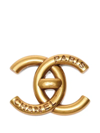 Pre-owned Chanel 2021 Mark Brooch In Gold