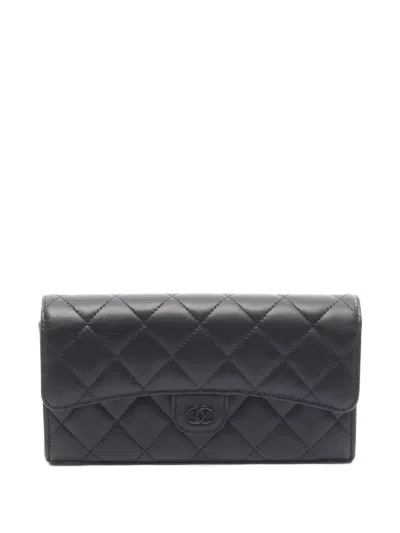 Pre-owned Chanel 2021 Matelasse Leather Wallet In Black