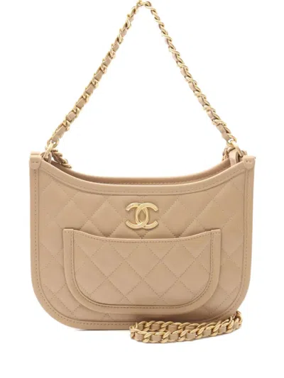 Pre-owned Chanel 2021 Matelasse Shoulder Bag In Neutral