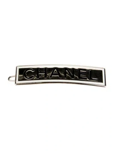 Pre-owned Chanel 2021 Metal Enamel Logo Hair Clip In Gold