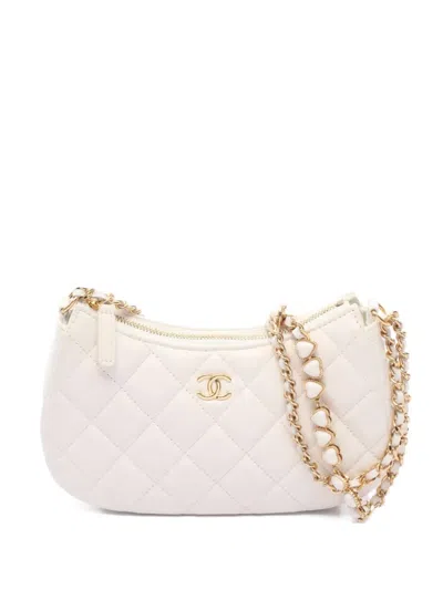 Pre-owned Chanel 2021 Quilted Chain Shoulder Bag In White