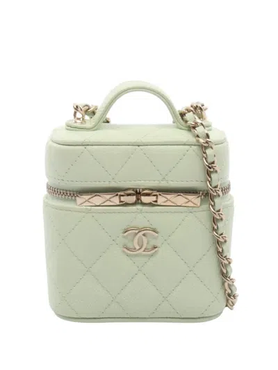 Pre-owned Chanel 2021 Small Cc Quilted Caviar Vanity Case Satchel In Green