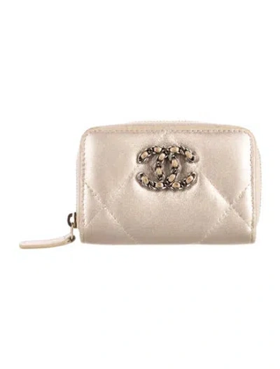 Pre-owned Chanel 2021-2022 19 Coin Purse Wallet In Gold