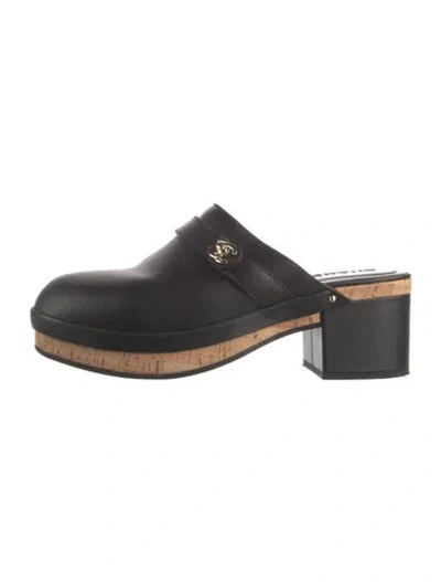 Pre-owned Chanel 2021-2022 Interlocking Cc Logo Mules In Black