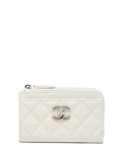 Pre-owned Chanel 2021-2025 Cc Quilted Caviar Zip Around Coin And Card Holder In White