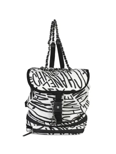 Pre-owned Chanel 2021-2025 Logo-detail Backpack In White