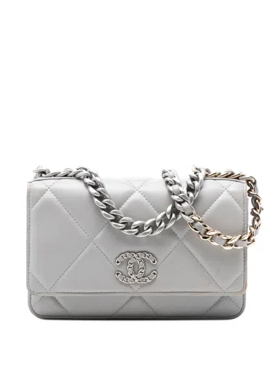 Pre-owned Chanel 2021-2025 Quilted Lambskin 19 Wallet On Chain Satchel In Gray