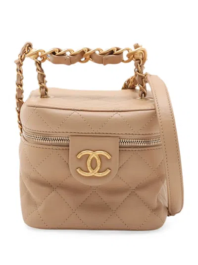 Pre-owned Chanel 2021-2026 Cc Quilted Lambskin Chain Vanity Case Satchel In Neutrals