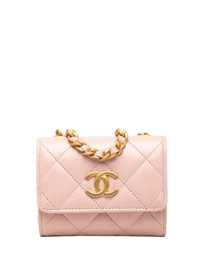 Pre-owned Chanel 2021-2026 Cc Quilted Lambskin Medallion Clutch With Chain Crossbody Bag In Pink