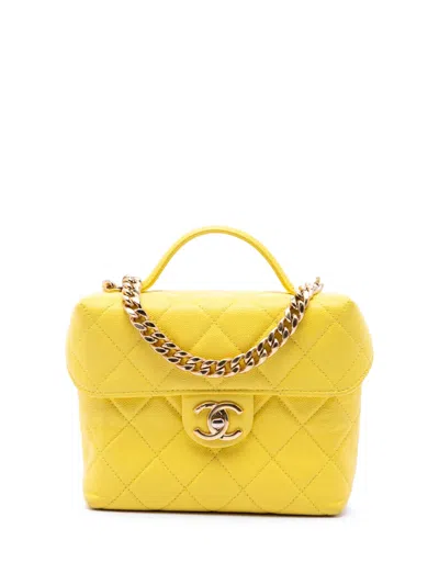 Pre-owned Chanel 2021-2026 Quilted Caviar Handy Box Vanity Case With Chain Satchel In Yellow