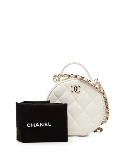 Pre-owned Chanel 2021-2026 Quilted Lambskin Handle With Care Round Vanity Case With Chain Satchel In White