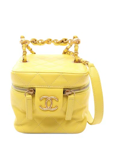 Pre-owned Chanel 2021-2026 Small Cc Quilted Lambskin Vanity Case With Chain Satchel In Yellow
