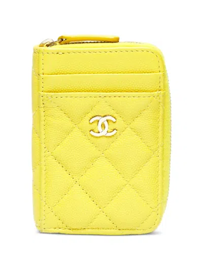 Pre-owned Chanel 2022-2025 Interlocking-cc Wallet In Yellow