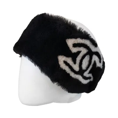 Pre-owned Chanel 2022 Black White Cc Shearling Headband Unisex Fall Collection