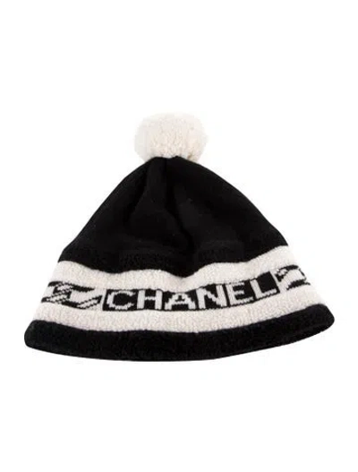 Pre-owned Chanel 2022 Cashmere Beanie In Black
