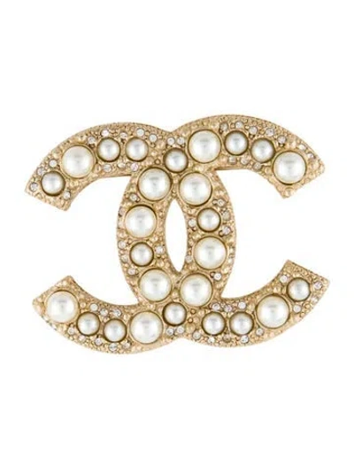 Pre-owned Chanel 2022 Faux Pearl Cc Pin Brooch In Multi