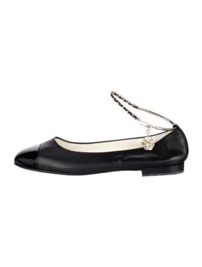 Pre-owned Chanel 2022 Interlocking Cc Logo Ballet Flats In Black