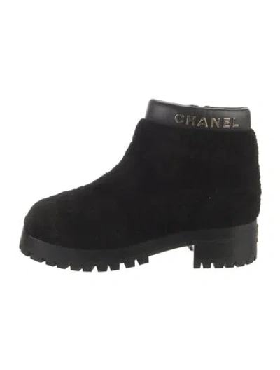 Pre-owned Chanel 2022 Interlocking Cc Logo Boots In Black