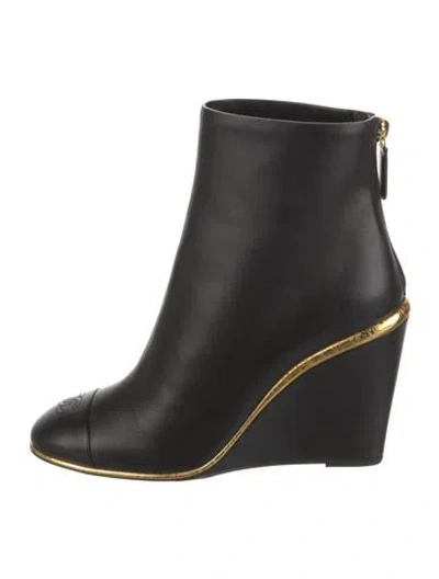 Pre-owned Chanel 2022 Interlocking Cc Logo Boots In Black