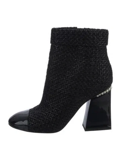 Pre-owned Chanel 2022 Interlocking Cc Logo Boots In Black