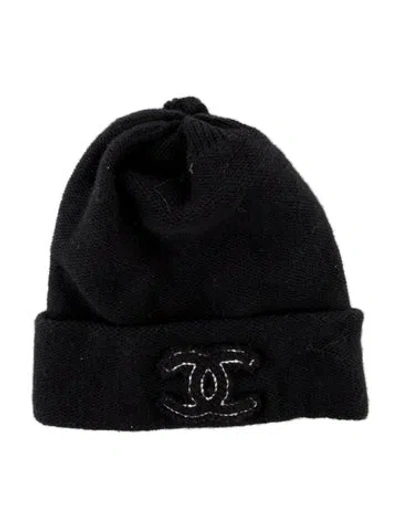 Pre-owned Chanel 2022 Interlocking Cc Logo Cashmere Beanie In Black