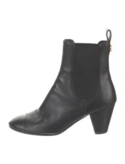 Pre-owned Chanel 2022 Interlocking Cc Logo Chelsea Boots In Black