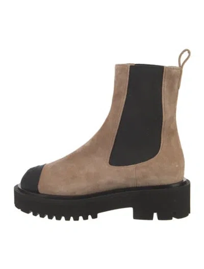 Pre-owned Chanel 2022 Interlocking Cc Logo Chelsea Boots In Black