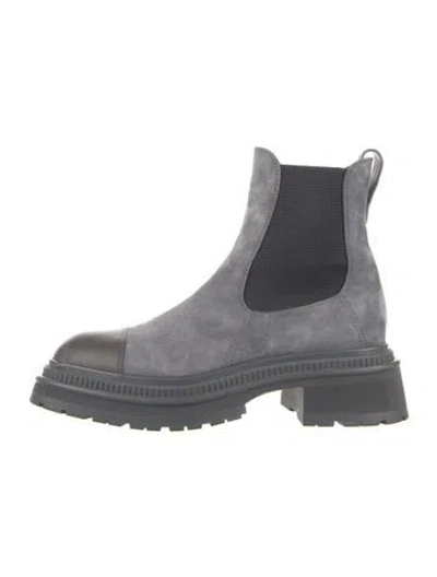 Pre-owned Chanel 2022 Interlocking Cc Logo Chelsea Boots In Grey