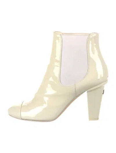 Pre-owned Chanel 2022 Interlocking Cc Logo Chelsea Boots In Neutral