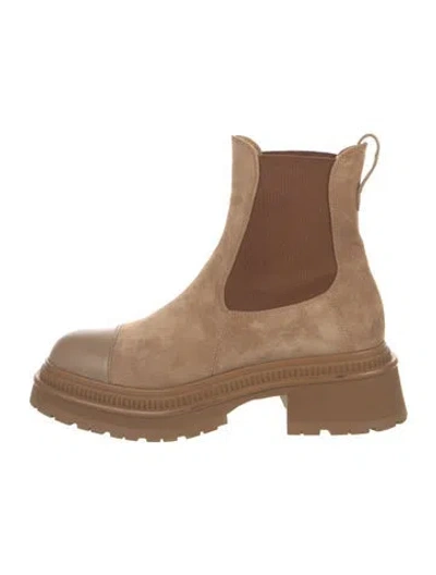 Pre-owned Chanel 2022 Interlocking Cc Logo Chelsea Boots In Neutrals