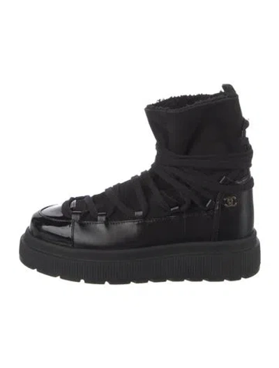 Pre-owned Chanel 2022 Interlocking Cc Logo Combat Boots In Black