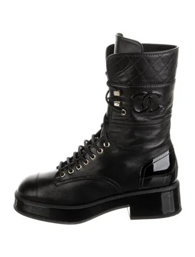 Pre-owned Chanel 2022 Interlocking Cc Logo Combat Boots In Black