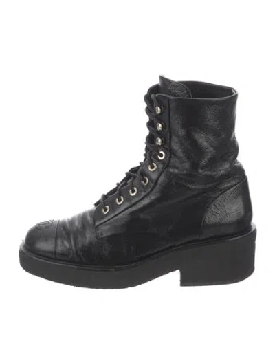 Pre-owned Chanel 2022 Interlocking Cc Logo Combat Boots In Black