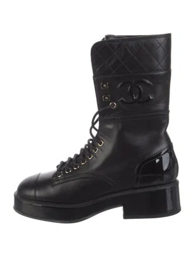 Pre-owned Chanel 2022 Interlocking Cc Logo Combat Boots In Black