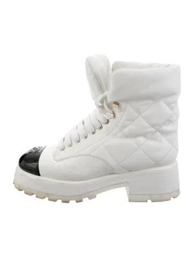 Pre-owned Chanel 2022 Interlocking Cc Logo Combat Boots In Multi