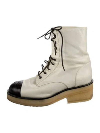Pre-owned Chanel 2022 Interlocking Cc Logo Combat Boots In White