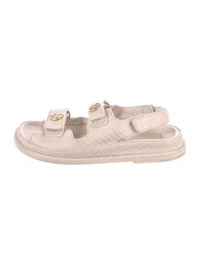 Pre-owned Chanel 2022 Interlocking Cc Logo Espadrilles In Pink
