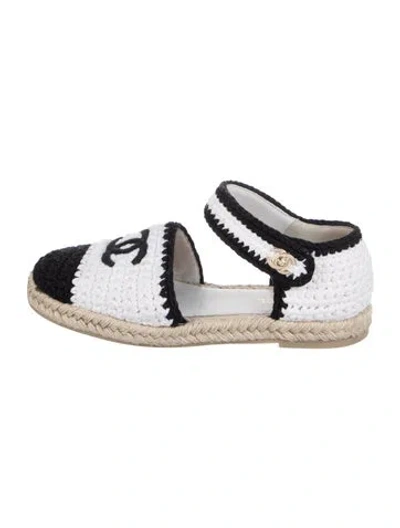Pre-owned Chanel 2022 Interlocking Cc Logo Espadrilles In White