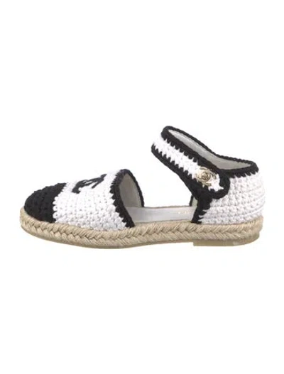 Pre-owned Chanel 2022 Interlocking Cc Logo Espadrilles In White