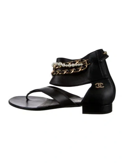 Pre-owned Chanel 2022 Interlocking Cc Logo Gladiator Sandals In Black