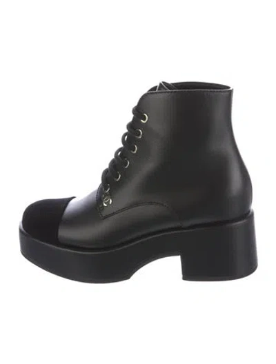 Pre-owned Chanel 2022 Interlocking Cc Logo Lace-up Boots In Black