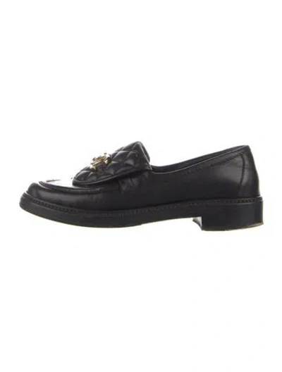 Pre-owned Chanel 2022 Interlocking Cc Logo Loafers In Black